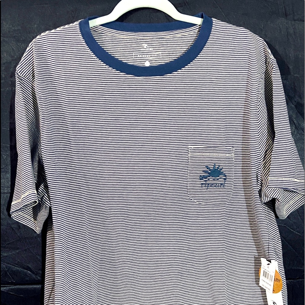 Rip curl men’s striped Navy Striped T-shirt
